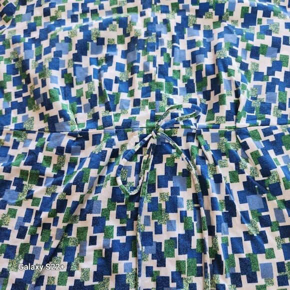 F27 Studio Works blue and green pattern  t-shirt with peplum - Picture 7 of 11